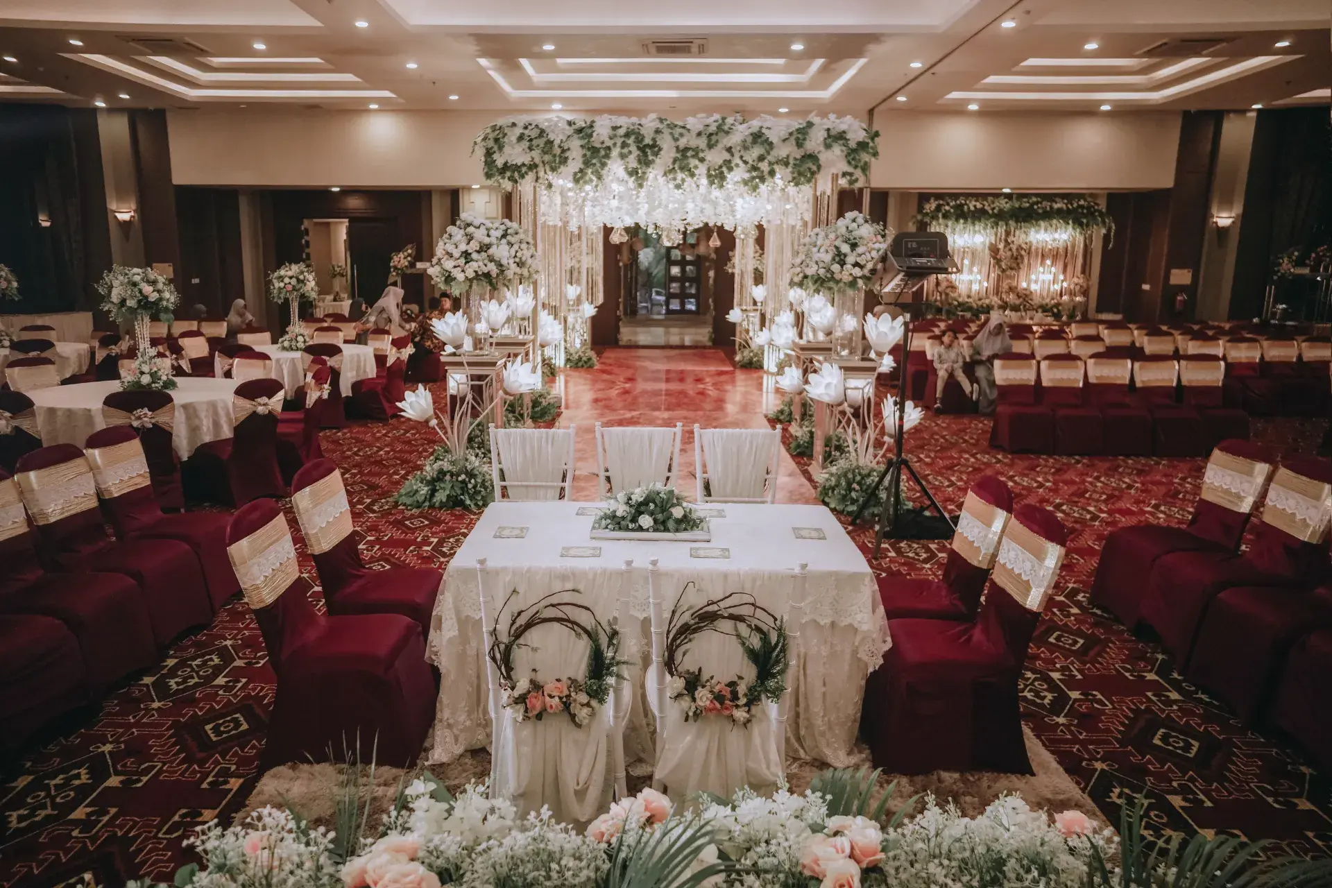 Rose Wedding at Grand Tjokro Balikpapan